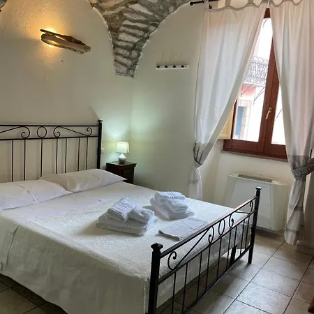 La Vecchia Torre Pensjonat 3*
